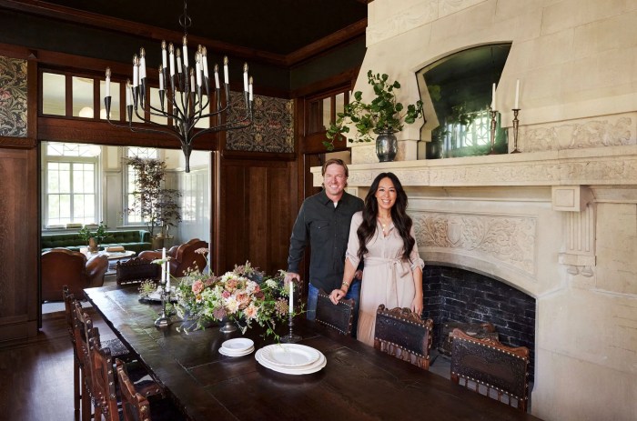 What is joanna gaines decorating style